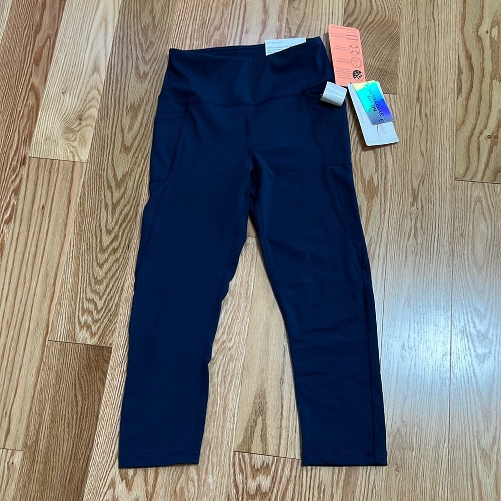 New! Gottex small navy inter luxe limited edition capri leggings.